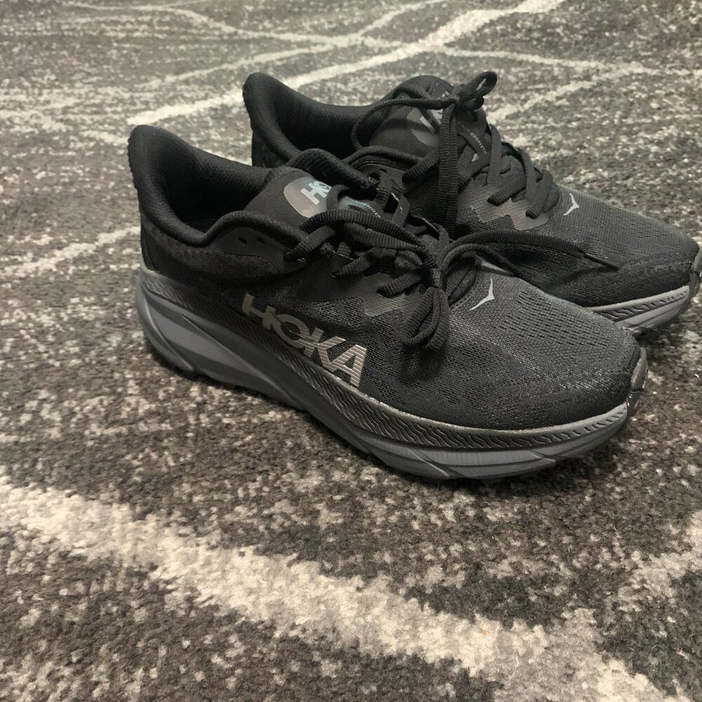 Hoka One One Challenger 7 ATR Men's Running Shoe Size 9.5, 10, 11 2E WIDE - Picture 1 of 4